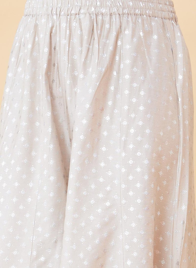 جلو باص جلوبس نسائي فضي مطبوع بالرقائق بالازو عرقي واسع - Image 5